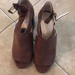 Nine West heeled bootie